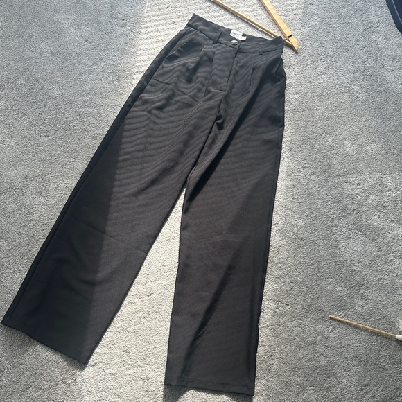 Princess Polly Archer Black Wide Leg High Waisted Pants - Picture 8 of 8